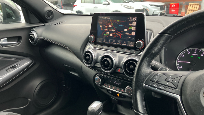 Nissan Juke 1.0 DiG-T 114 N-Connecta 5dr DCT Petrol Hatchback